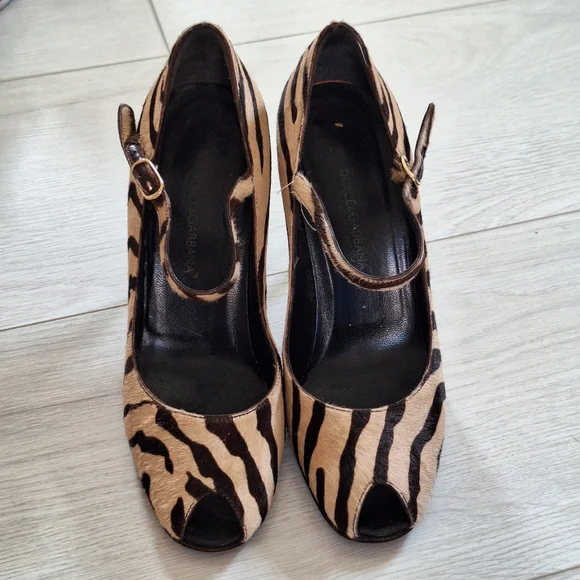 Dolce & Gabbana Pony Hair Mary Jane Pumps 37 - Picture 2 of 10